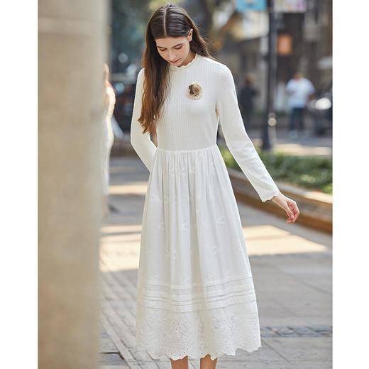 Famecoco冬季立领长袖重工刺绣连衣裙女款FAB8FA025 商品图1