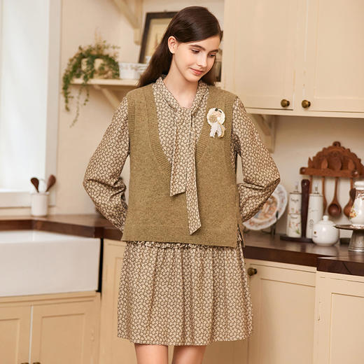 Famecoco范可儿马甲碎花连衣裙两件套秋冬FAB8EA043 商品图3