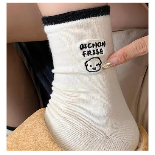 【舒适棉质，透气不闷热】卡通小狗袜子 女生可爱中筒袜 春秋棉袜 ins潮网红韩国条纹长袜-QQ 商品图0