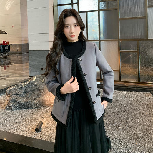 奢姿2024年冬季新款大码女装拼接圆领上衣胖妹妹小香风羊羔毛外套9944392057 商品图1