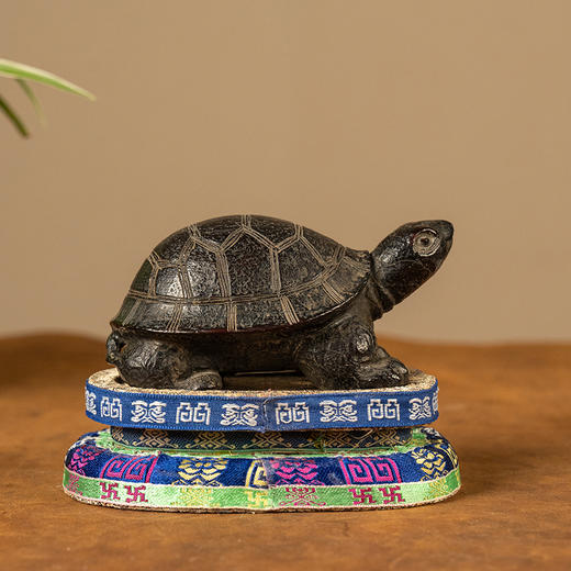 清 紫檀龟形镇纸 商品图0