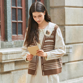 Famecoco范可儿女士v领提花毛衣马甲背心FAB8CA023