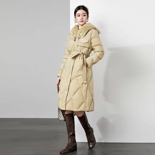 时尚中长款高级感毛领羽绒服，白鸭绒新款收腰女式羽绒外套230140 商品图1