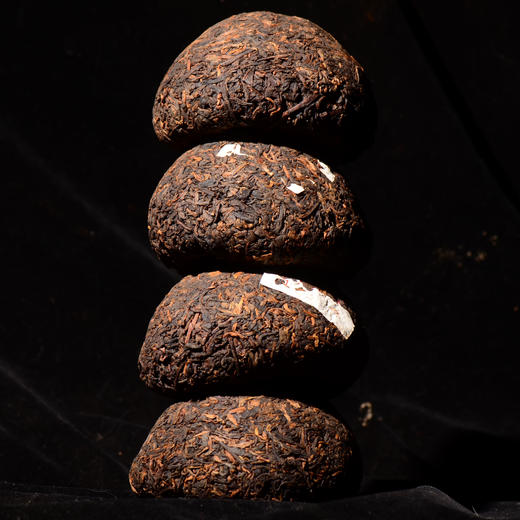 仅需39.9？？？您喝过90年代勐海茶厂出口定制的老熟沱吗？等级超高，而且选用的还是班章高等级嫩芽原料！市面一泡难求，内部超强补贴！ 商品图2