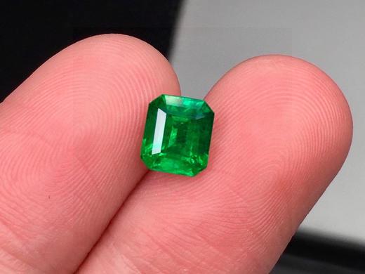 0.94ct刻面祖母绿裸石 商品图0