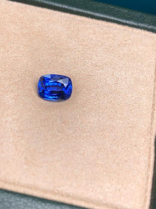 1.82ct刻面蓝宝石裸石 商品图2