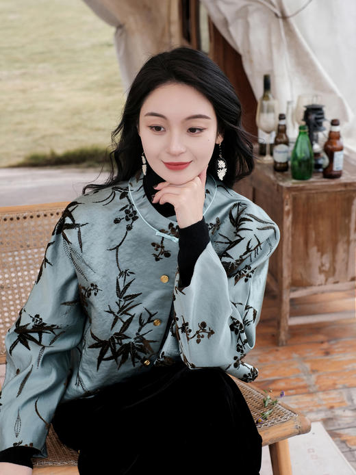 盛唐牡丹|松石绿漳绒外套-钉珠款(钉珠花纹随机） 商品图1