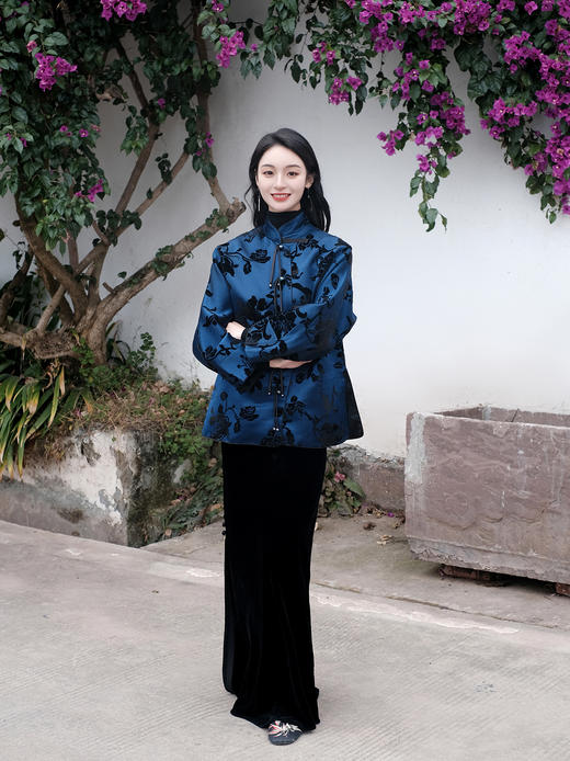 盛唐牡丹 |石青底色真丝漳绒外套-钉珠款(钉珠花纹随机） 商品图12