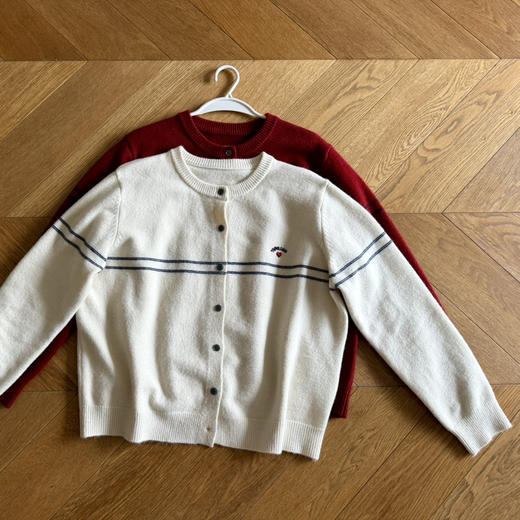 24新年| 小爱心刺绣圆领针织开衫毛衣【包邮+清仓不退换 商品图12