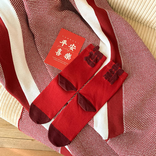 【纯棉材质，柔软舒适】袜子女本命年红袜 冬季过年长袜 女生红棉袜秋冬中筒袜 红色女袜-QQ 商品图11