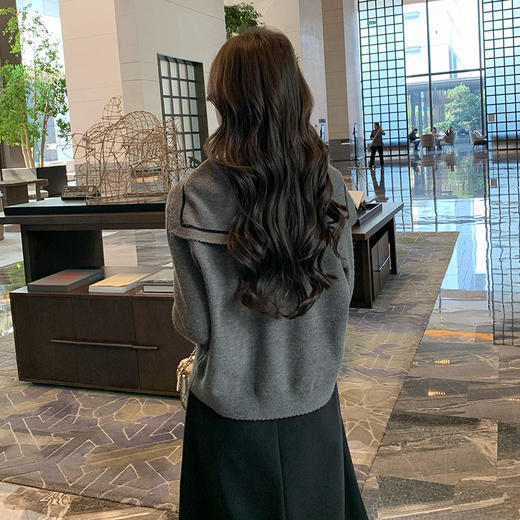 奢姿2025秋季新款大码女装海军领学院风上衣胖妹妹减龄针织衫9843691594 商品图3