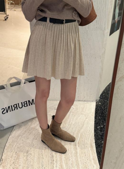 👏【小野日记 Yono's Diary 针织百褶短裙XY-F-529款】👗 这款针织百褶裙，🥰让你的时尚感瞬间UP UP！ 面料柔软舒适🤩，💕时尚百搭 ！！优雅干练！！！ 商品图4