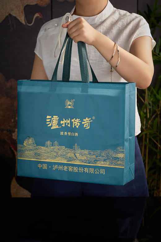 🎈年货送礼❗️紧急破价199秒❗京东在售💰1288【泸州老窖】🌻总厂出品❗️保证正品❗️ 🌈泸州老窖泸州传奇仁缘聚福【纯正52度浓香型白酒】香味浓，柔和不辣嘴 商品图4