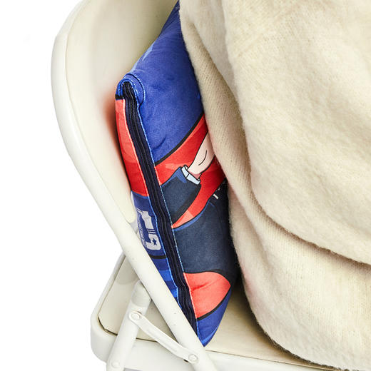 【J力充沛抱枕被】柔软舒适靠枕靠垫 抱枕被子两用 商品图4