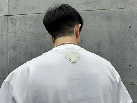 P家 后背压胶三角标圆领短袖（JN） 商品图3