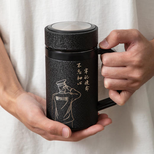 【敬礼手柄紫砂杯】多件可定制水杯杯子室内办公带盖泡茶杯 商品图3
