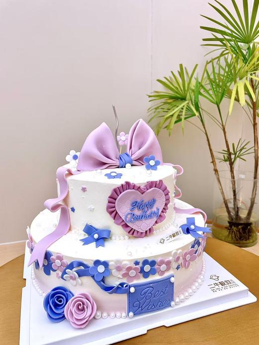 双层定制-翻糖蝴蝶结蛋糕 商品图1