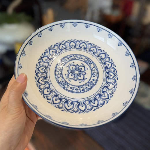 29.9元到手6个！整套餐具可选！新中式青花碗盘，繁花蓝调，精美新中式青花图案，1300°高温烧制，瓷质安全细腻，釉下彩工艺，可进微波炉！盘子、饭碗、汤碗... 商品图3