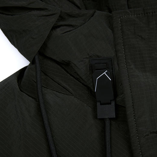 【新品上新】HX 冬季短款带帽羽绒服Z100440032101/02 商品图3