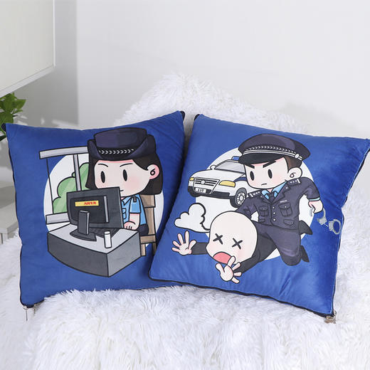 【J力充沛罗威纳款抱枕被】柔软舒适靠枕靠垫 抱枕被子两用 商品图2