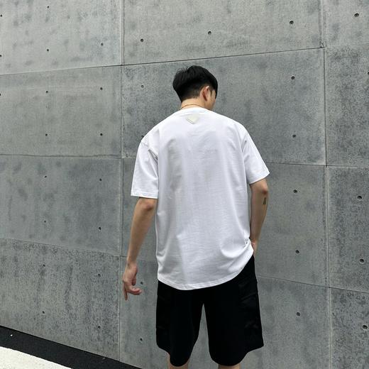 P家 后背压胶三角标圆领短袖（JN） 商品图0