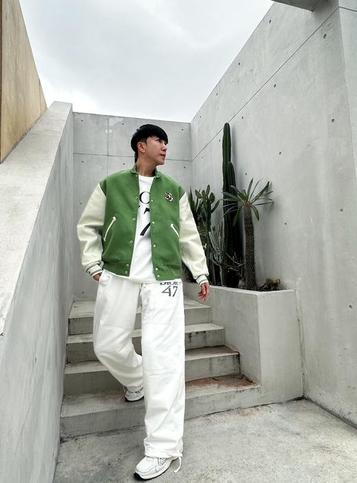 D家  24新款TEARS重工刺绣 手工定制钉珠 羊毛羊绒短夹克（JN） 商品图1