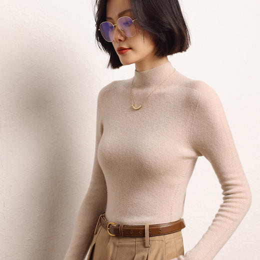 【高货QJ】全新升级【铂金会员422/天猫579/差价157】(14109) 洛诗琳一线成衣无缝2024羊绒秋冬女半高领羊毛针织打底衫 商品图0