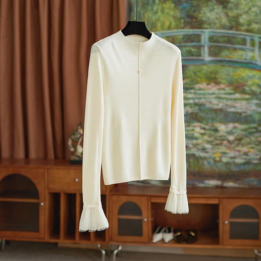 【高货wl】全新升级【铂金会员183/天猫249/差价66】(02946) 洛诗琳优雅时尚高级感高领袖口蕾丝拼接金属小标扣针织衫 商品图1