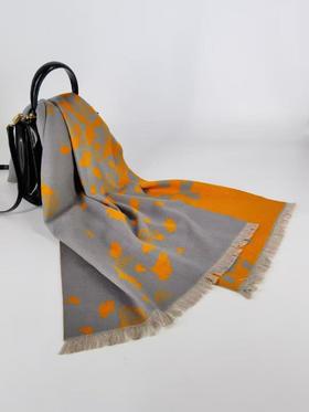 喜得宝真丝披肩100%桑蚕丝剪花工艺双面异色蚕丝保暖厚款披肩围巾丝绒长巾秋冬季保暖百搭