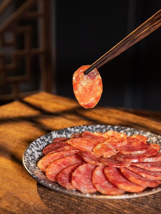 25年【地道美食 | 川野集 腊味合集】选用优质的食材，搭配天然香辛料，历经古法秘方腌制晾晒熏烤等多道工序，方才成就这一块块美味的腊肉，肉质鲜嫩腊味浓郁，口感嚼劲十足，送礼自用两相宜 商品图2