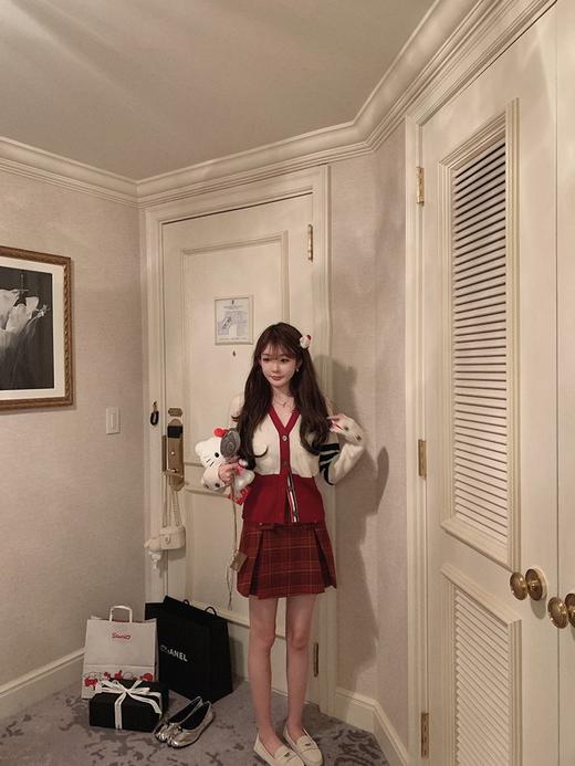 金蘑菇菇 “新年来点红色吧” /精选四款过年开运红 氛围感内搭 商品图5
