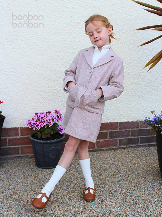 女童精致羊毛套装 商品图0