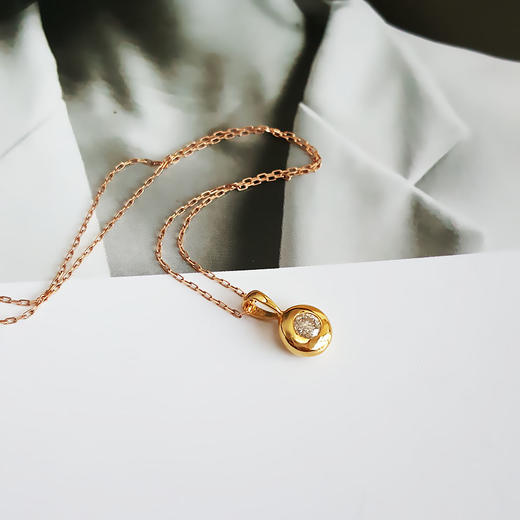 【天然正品】AU750黄金时尚经典款泡泡钻石吊坠项链181124NJM32 现售价：1980特价 商品图3