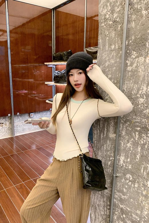 【110元任选3件】现货秒杀！卖完下架不再补！微信粉丝打折价！！百搭杏色修身显瘦短款打底衫 商品图5