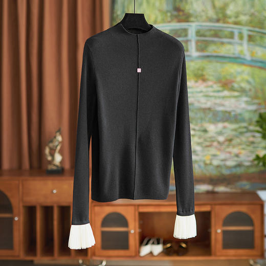 【高货wl】全新升级【铂金会员183/天猫249/差价66】(02946) 洛诗琳优雅时尚高级感高领袖口蕾丝拼接金属小标扣针织衫 商品图2