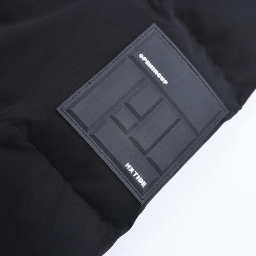 【新品上新】HX 冬季长款带帽羽绒服S100444137101/02 商品图6