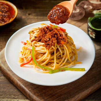 辣妹子香菇牛肉酱180g 调味酱网红下饭酱 拌饭拌面酱调味料佐餐酱 /粮油调味 /调味品 /中式酱料 商品图1