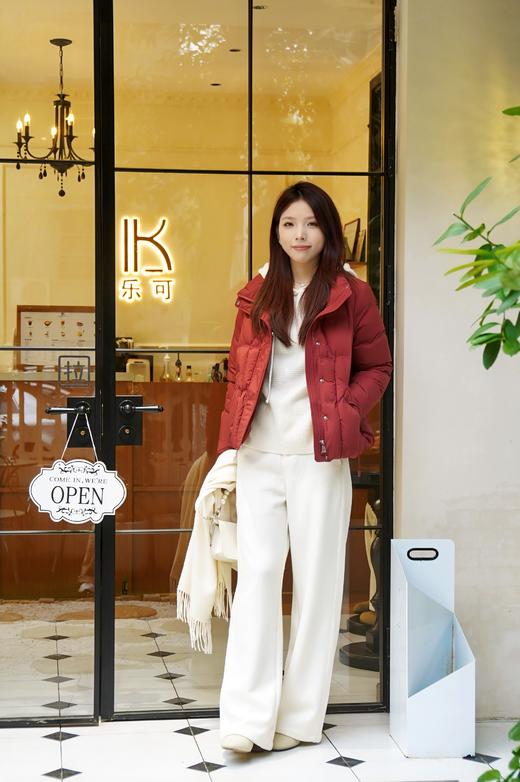 XL1臣禾翻领短款绗缝羽绒服 JZ244070715 商品图3