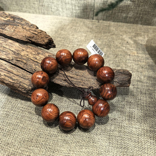 2.0精品海黄手串 商品图0