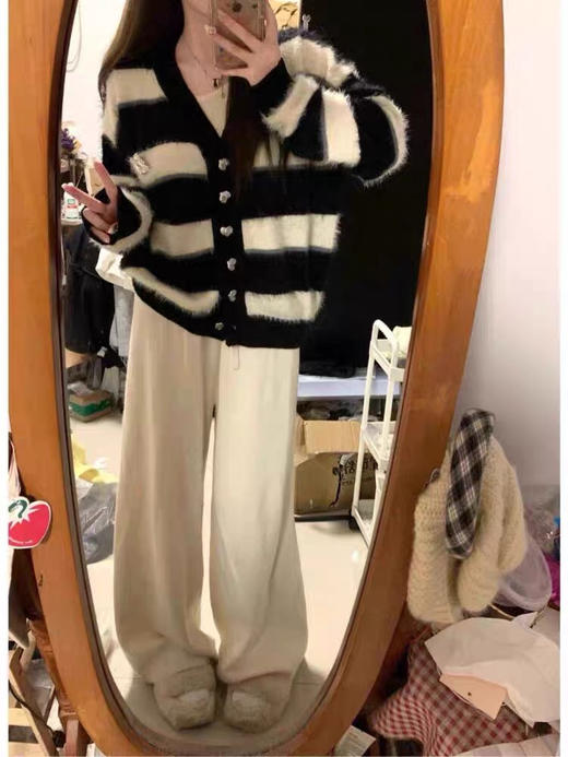 爱心扣水貂开衫 商品图0