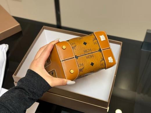 B121524小包包大容量水桶包新款还可以斜挎哦超洋气的一款 商品图11