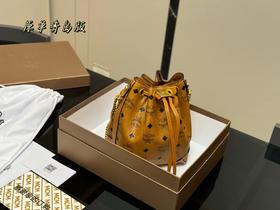 B121524小包包大容量水桶包新款还可以斜挎哦超洋气的一款