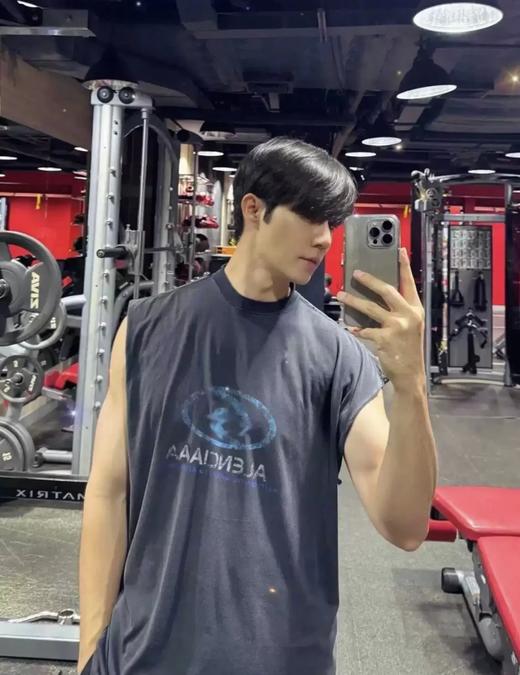 B家 24SS 冲浪做旧无袖背心 （JN） 商品图1