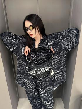 B家  Doodles字母OS廓形衬衫（JN）