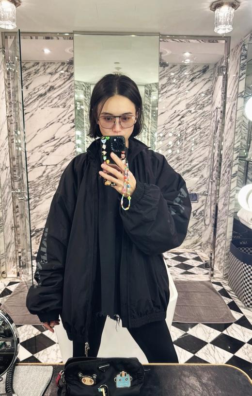 B家 手臂大字母 运动府绸夹克外套（JN） 商品图1