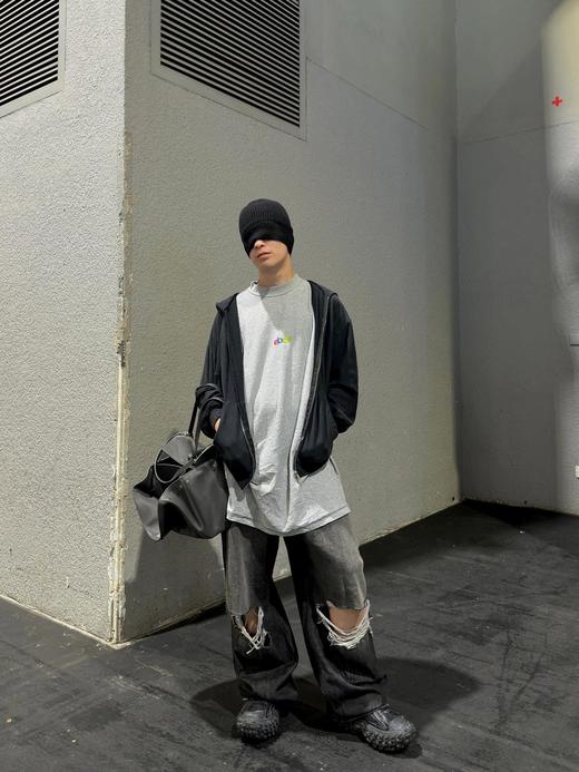 B家 a & ebay秀场限定款🆕原版级🆕 四色绣花圆领短袖（JN） 商品图1