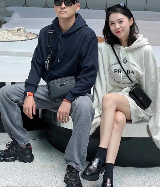 P家 新款麻绳绣花连帽卫衣 商品图1