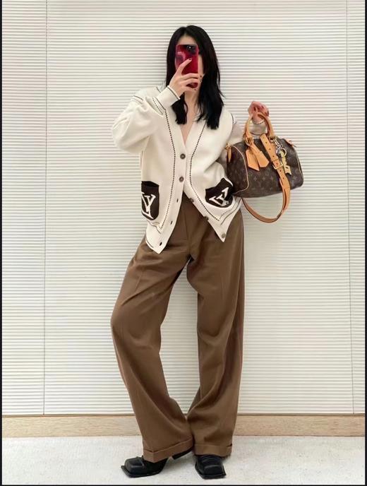 驴家 口袋字母开衫外套？（JN） 商品图1