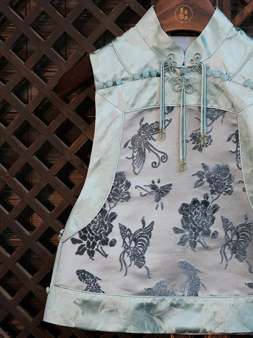 盛唐牡丹|蝶恋花漳缎花扣坎肩 商品图1