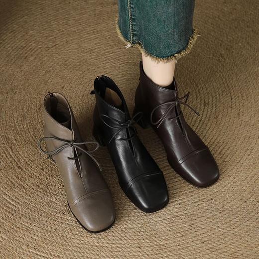 【预售5天】英伦圆头真皮短靴粗跟中跟，软皮马丁靴系带百搭时装靴SSS&S9052 商品图1